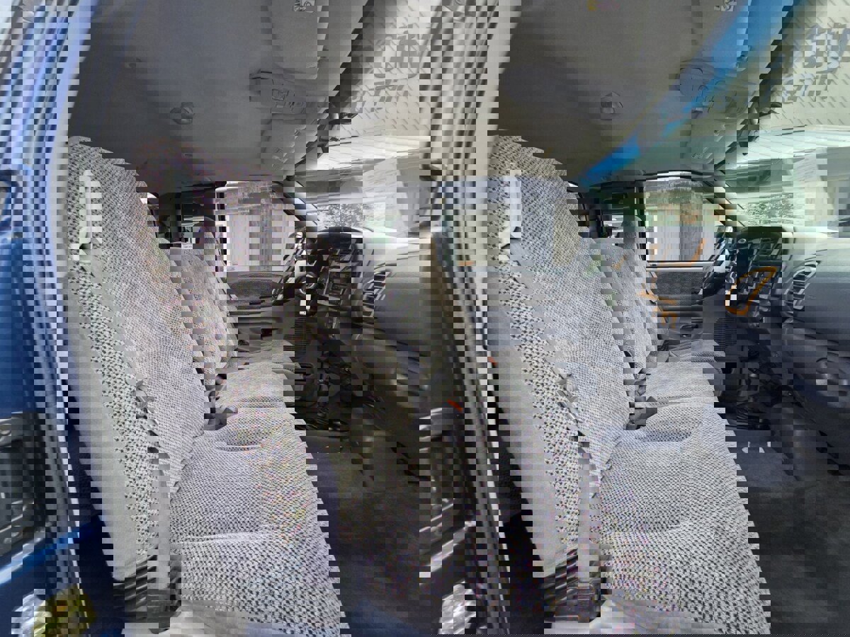 Used 2001 Dodge Ram 2500 Truck 4x4 Quad Cab image 16