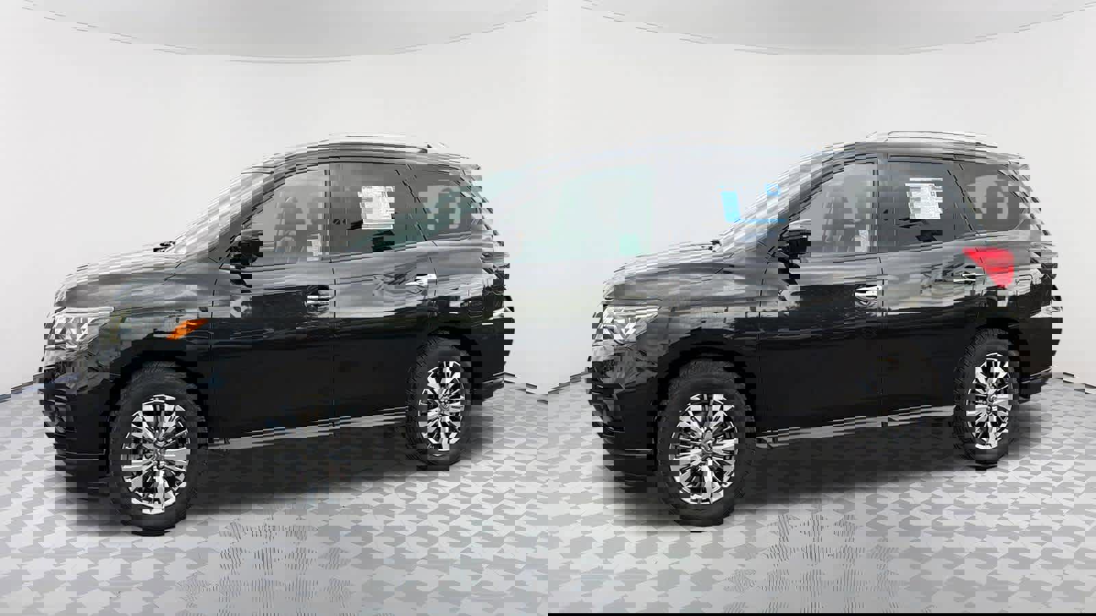 Used 2019 Nissan Pathfinder SL image 8