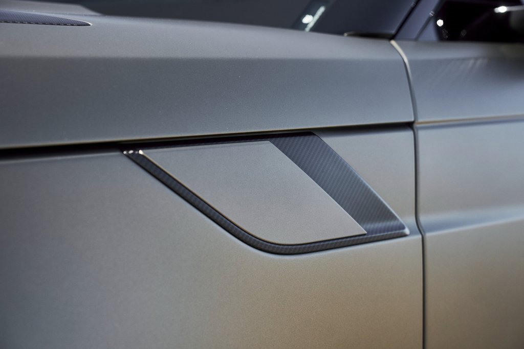 Used 2024 Land Rover Range Rover Sport SV Edition One Carbon Bronze image 9