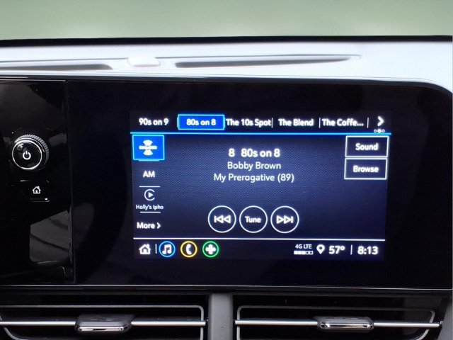 Used 2024 Chevrolet Trax RS FWD image 18