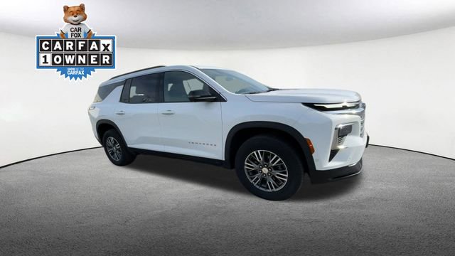 Used 2024 Chevrolet Traverse LT w/ Enhanced Driving Package AWD/4WD image 2
