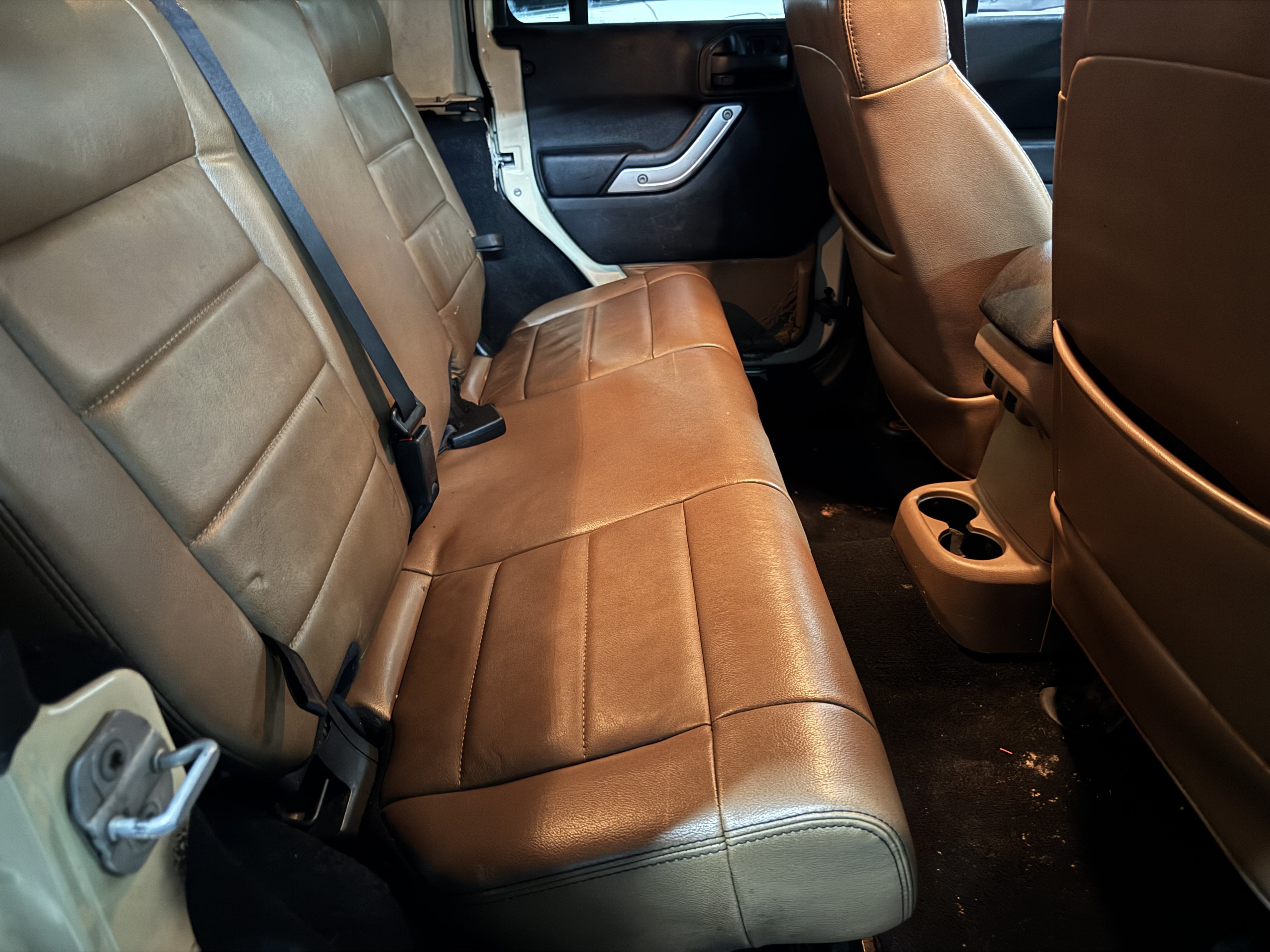 Used 2011 Jeep Wrangler Unlimited Sahara w/ Mopar Chrome Edition Group AWD/4WD image 14