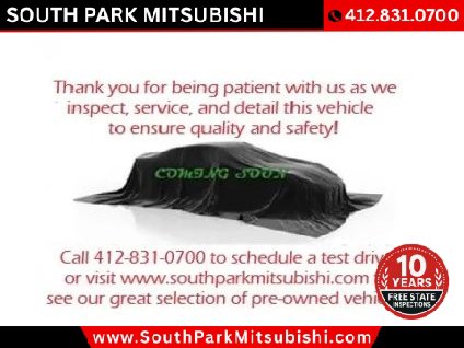 Used 2014 Mitsubishi Outlander SE image 1