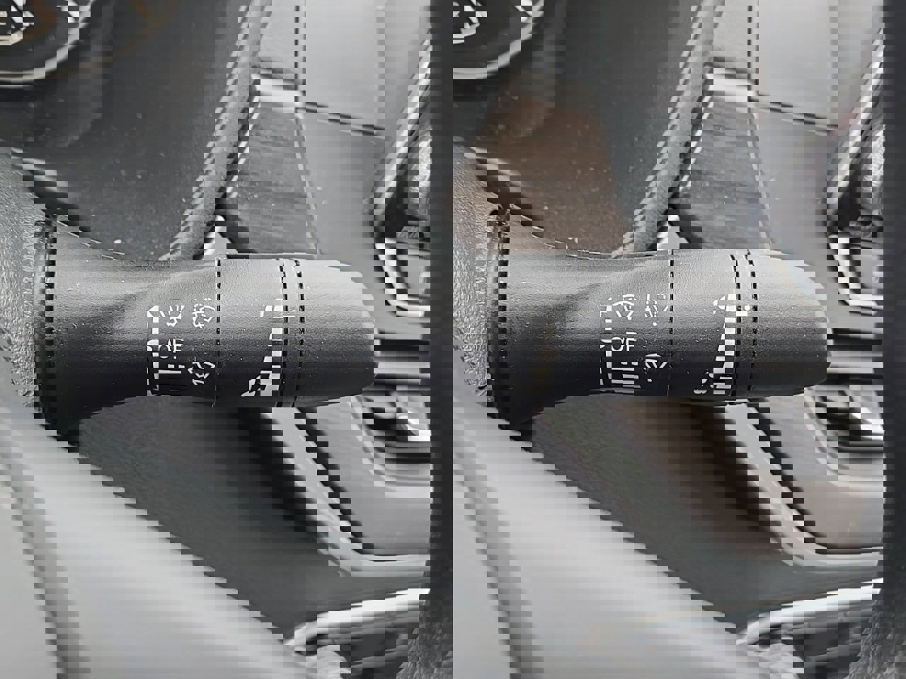 Used 2025 Nissan Altima 2.5 SV image 24