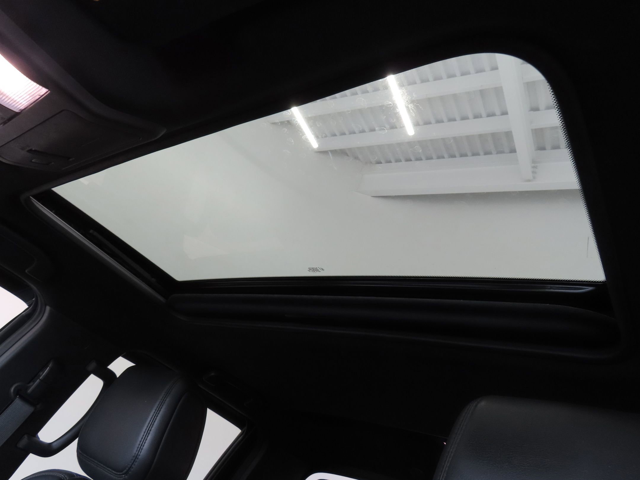 Used 2022 Nissan Frontier PRO-4X w/ Pro-4X Premium Package image 23