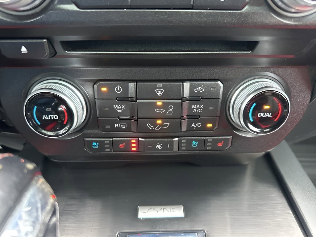 Used 2018 Ford F150 Lariat w/ Equipment Group 502A Luxury image 21