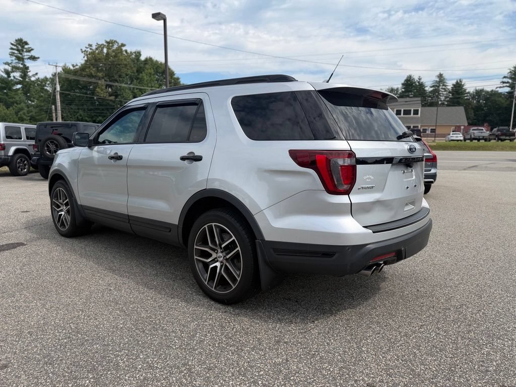Used 2018 Ford Explorer Sport AWD/4WD image 3
