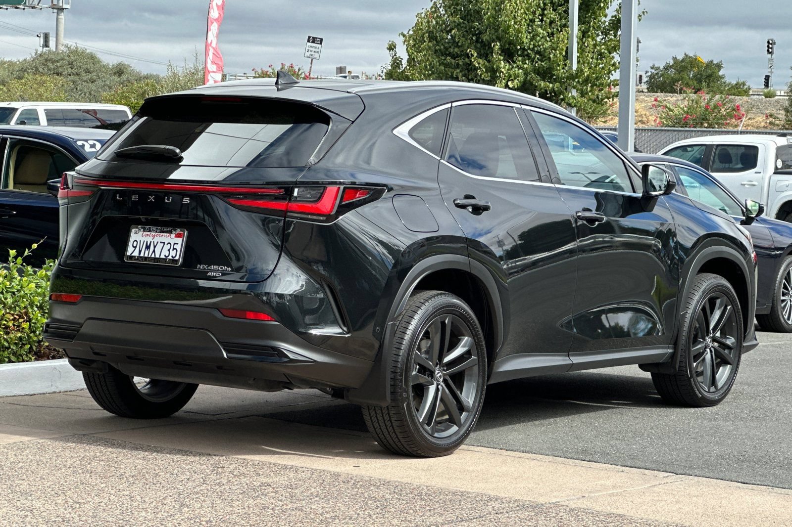 Certified 2025 Lexus NX 450h+ AWD w/ Accessory Package (Z1) image 4
