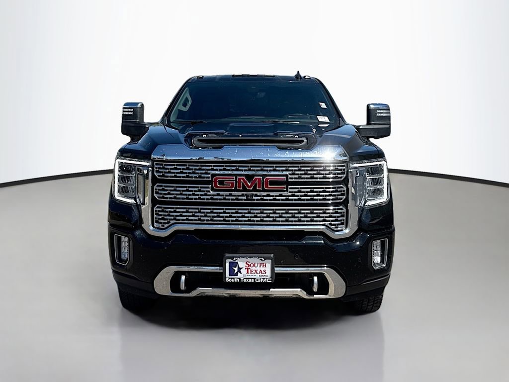Used 2022 GMC Sierra 3500 Denali w/ Denali Ultimate Package image 2