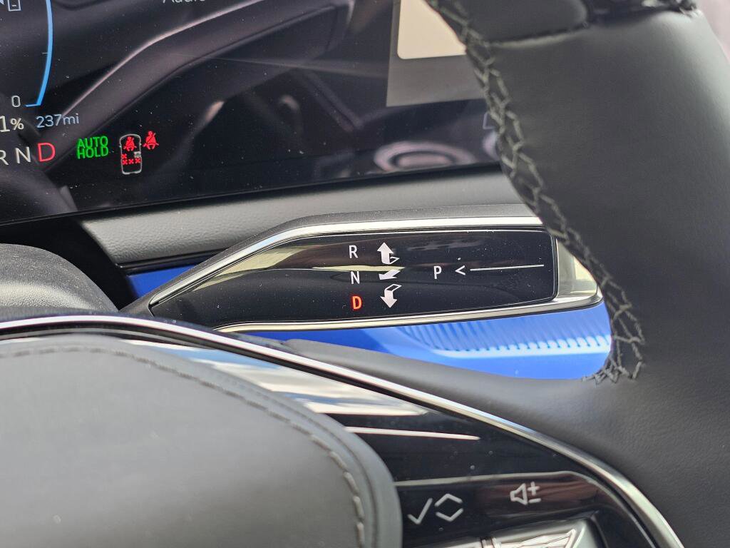 New 2026 Cadillac Optiq V AWD/4WD image 36