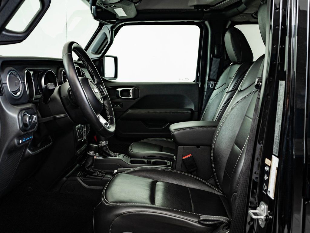 Used 2023 Jeep Wrangler Unlimited Sahara w/ Cold Weather Group image 24