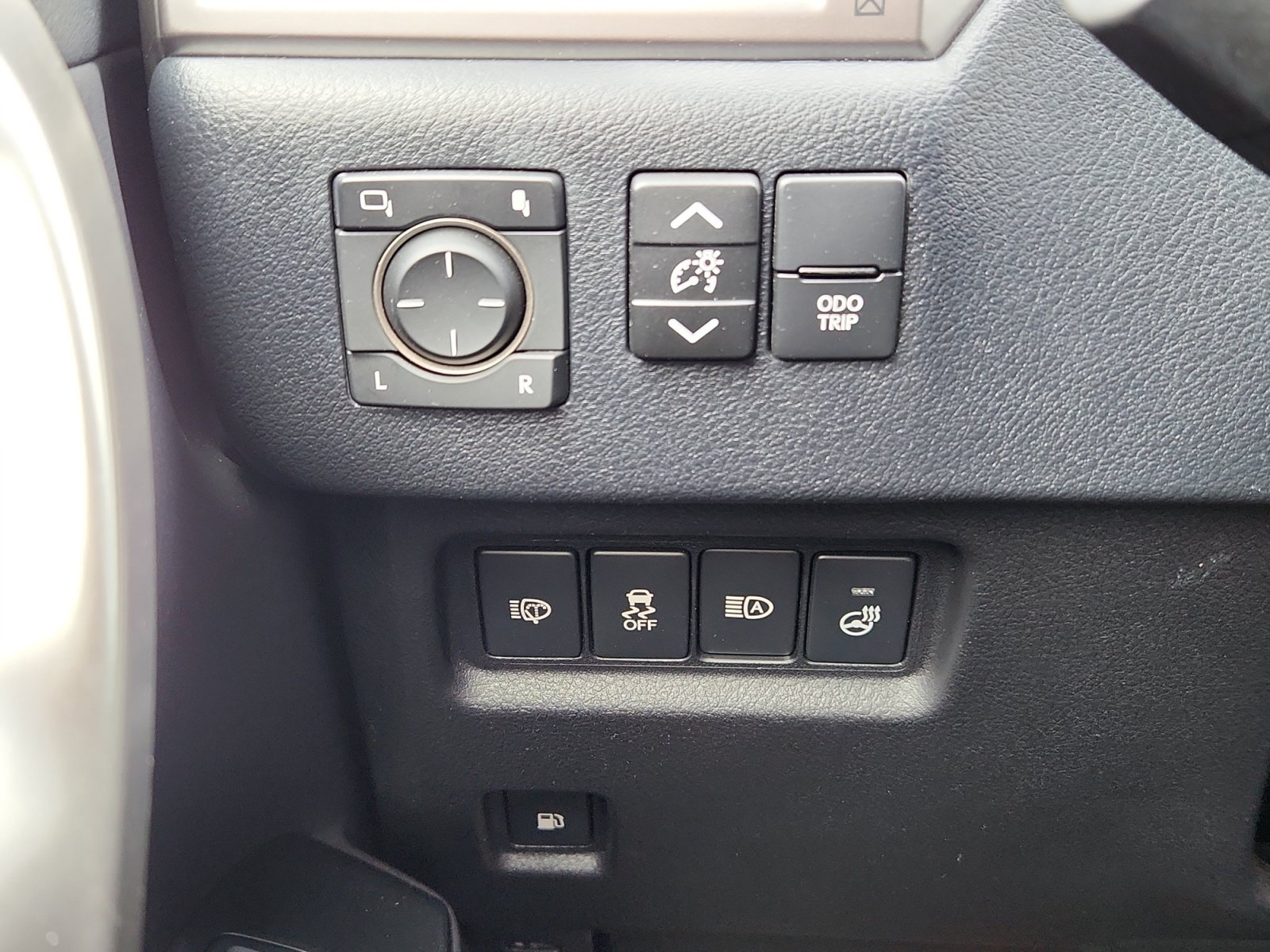 Used 2023 Lexus GX 460 Premium AWD/4WD image 25