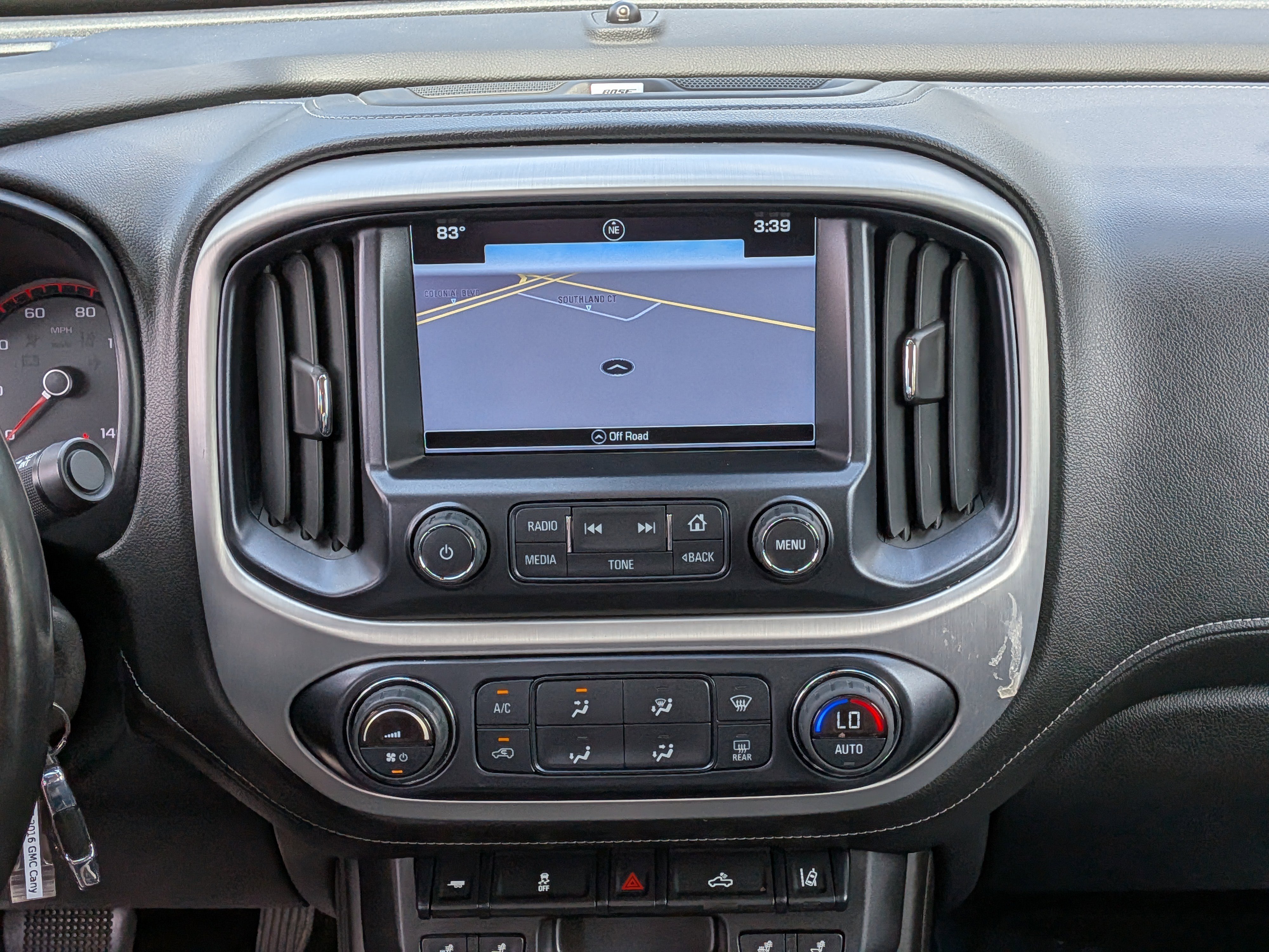 Used 2016 GMC Canyon SLT w/ Driver Alert Package image 19