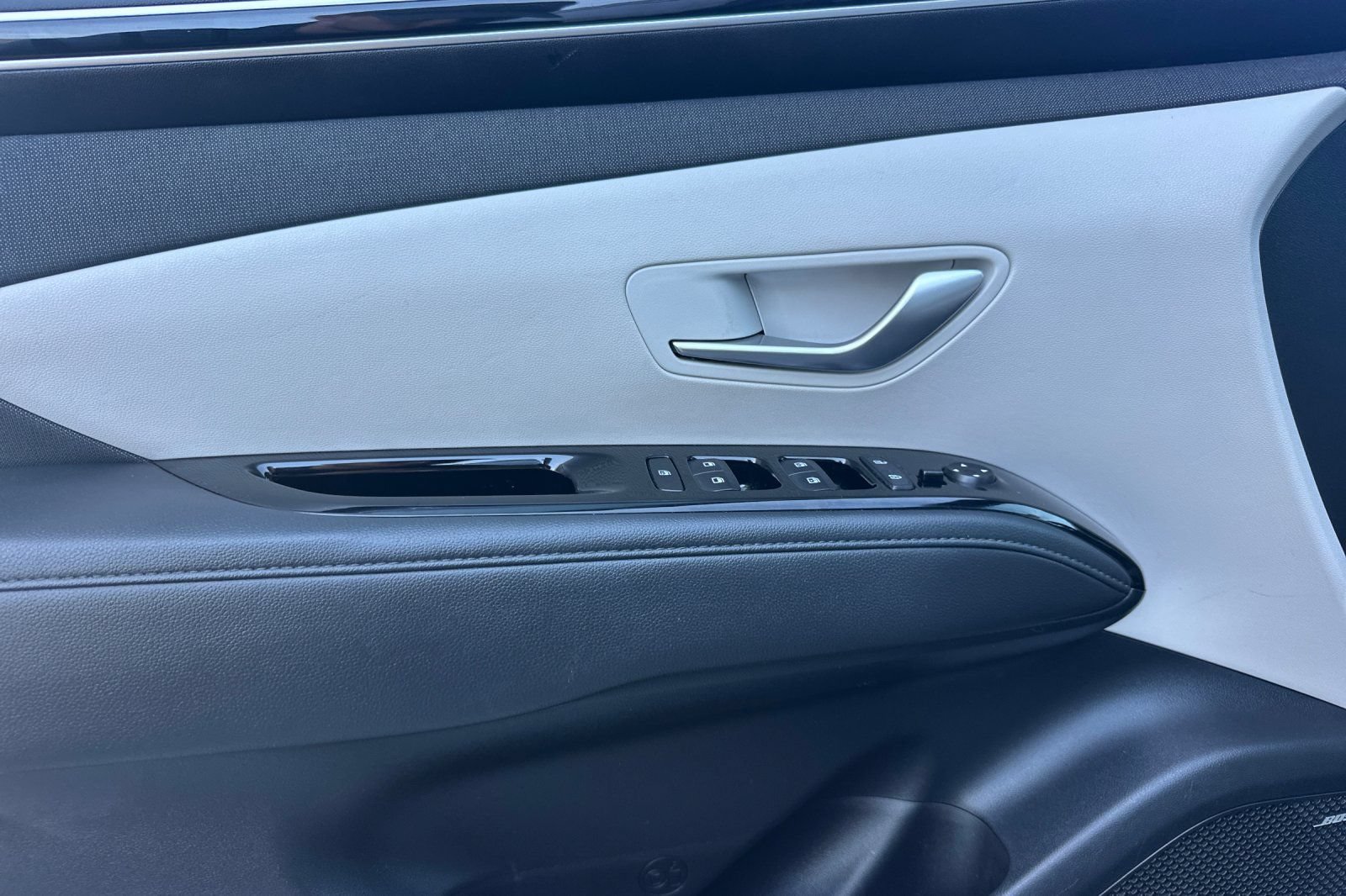 Used 2022 Hyundai Tucson Limited AWD/4WD image 11