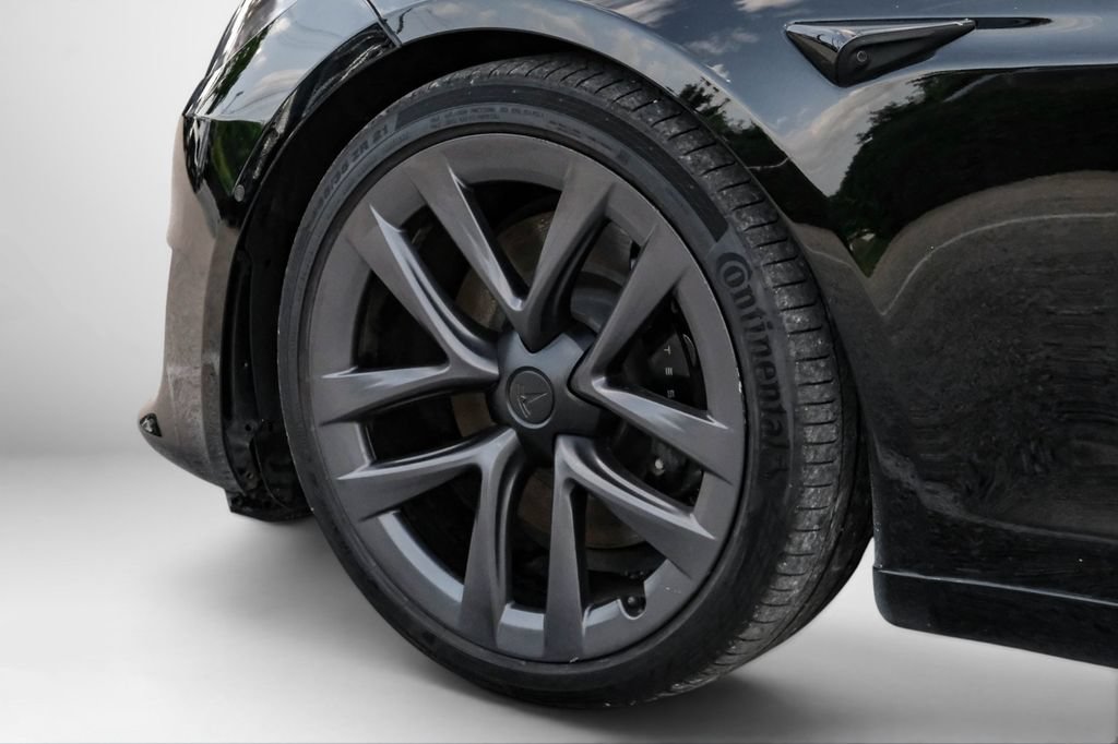 Used 2022 Tesla Model S Plaid AWD/4WD image 54