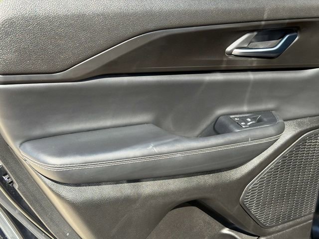 Used 2023 Jeep Grand Cherokee Laredo w/ Luxury Tech Group I AWD/4WD image 12