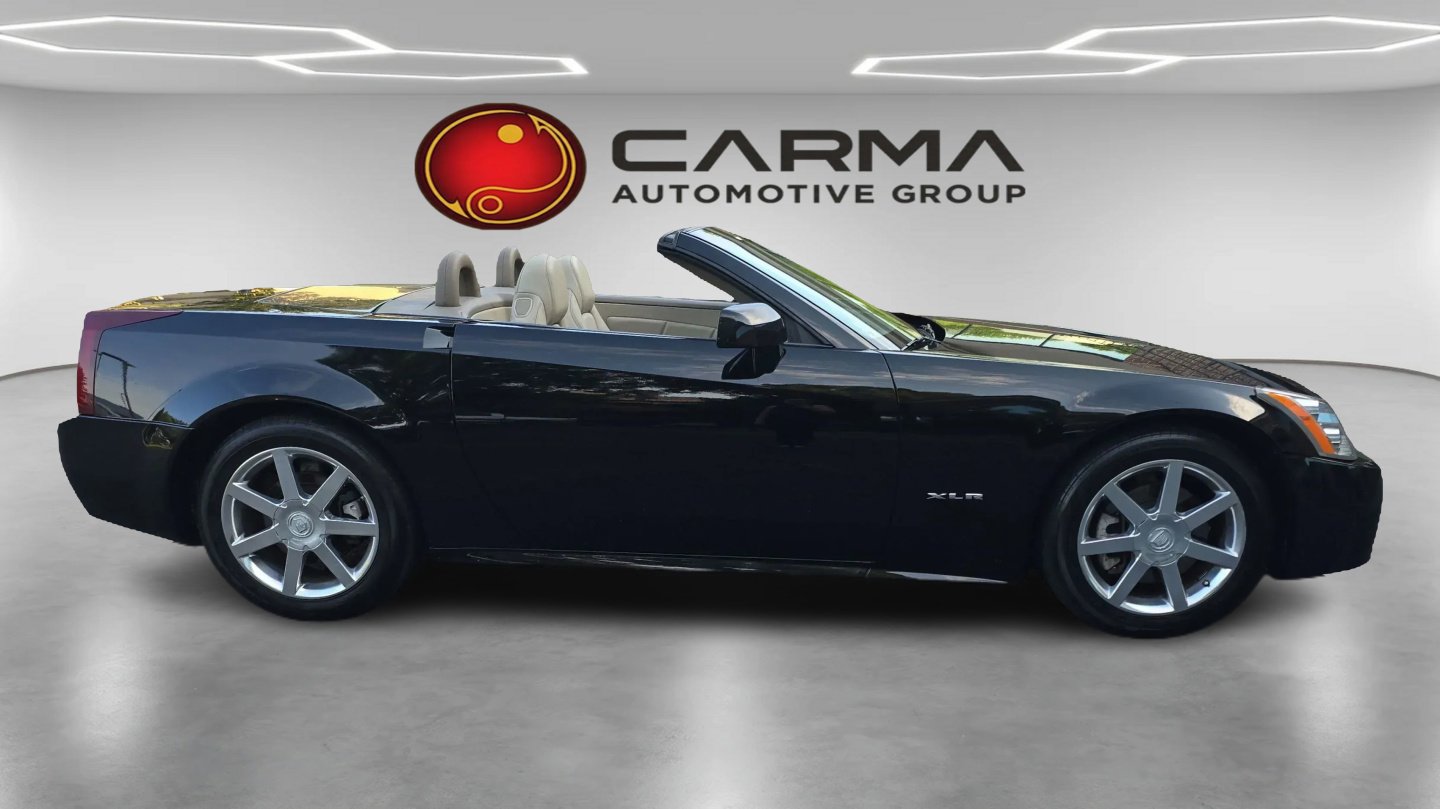 Used 2004 Cadillac XLR image 65