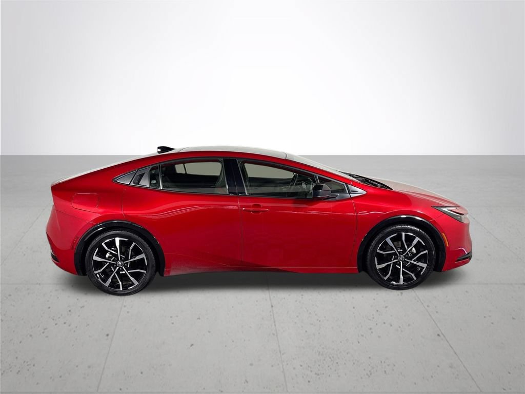 Used 2023 Toyota Prius Prime FWD image 5