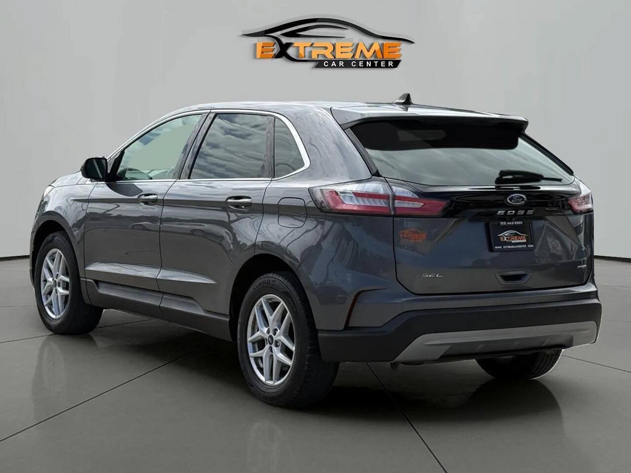 Used 2022 Ford Edge SEL AWD/4WD image 4