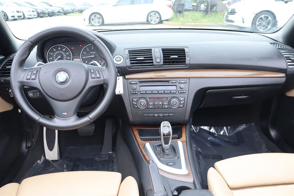 Used 2012 BMW 135i Convertible image 19