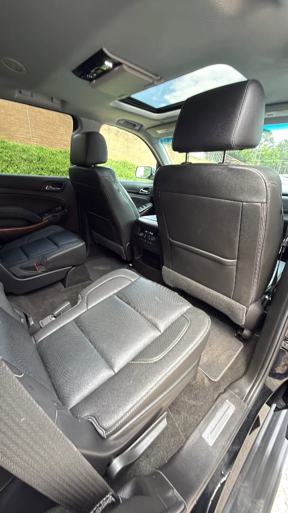 Used 2018 Chevrolet Tahoe Premier AWD/4WD image 30