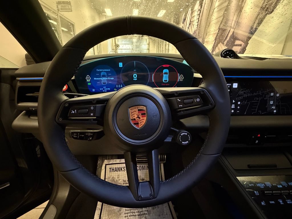 New 2025 Porsche Macan 4S Electric AWD/4WD image 19