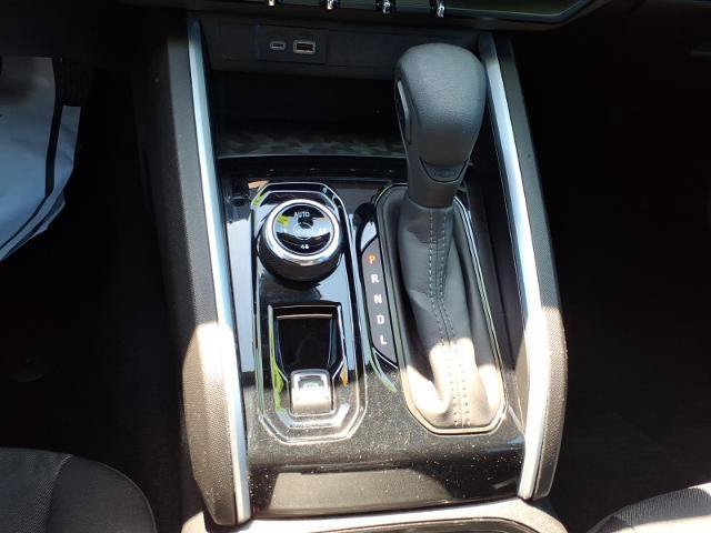 Used 2024 Chevrolet Colorado Trail Boss w/ Advanced Trailering Package AWD/4WD image 23