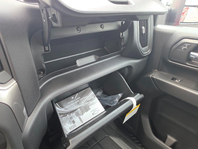 New 2026 Chevrolet Silverado 2500 Custom w/ Custom Value Package AWD/4WD image 39