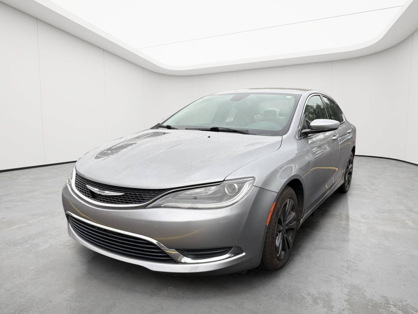 Used 2015 Chrysler 200 Limited w/ Convenience Group FWD image 3
