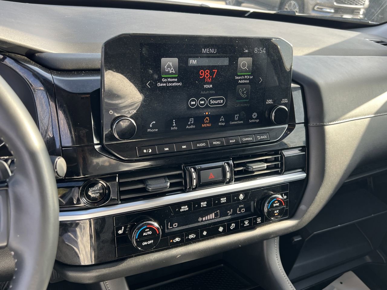 Certified 2025 Nissan Pathfinder SL image 8