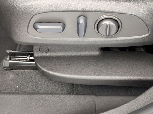 Used 2022 Chevrolet Equinox RS image 13