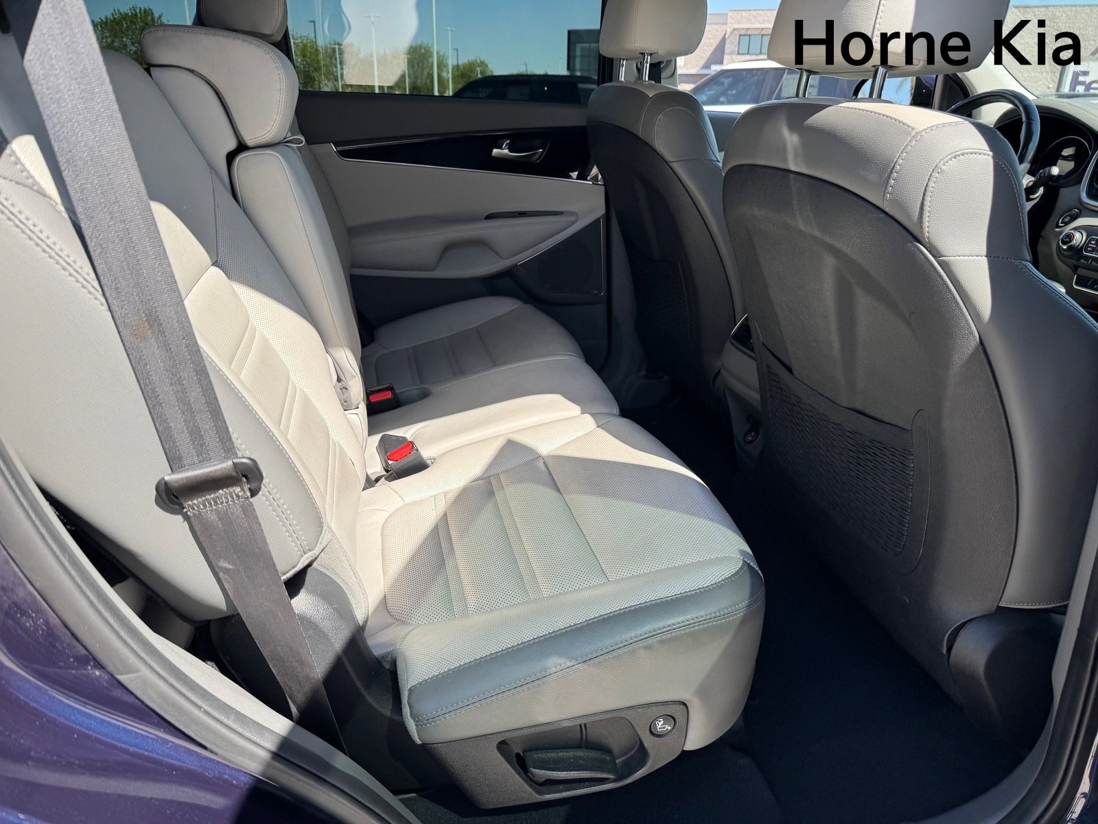 Used 2020 Kia Sorento SX image 28