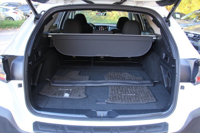 Used 2024 Subaru Outback Premium AWD/4WD image 32