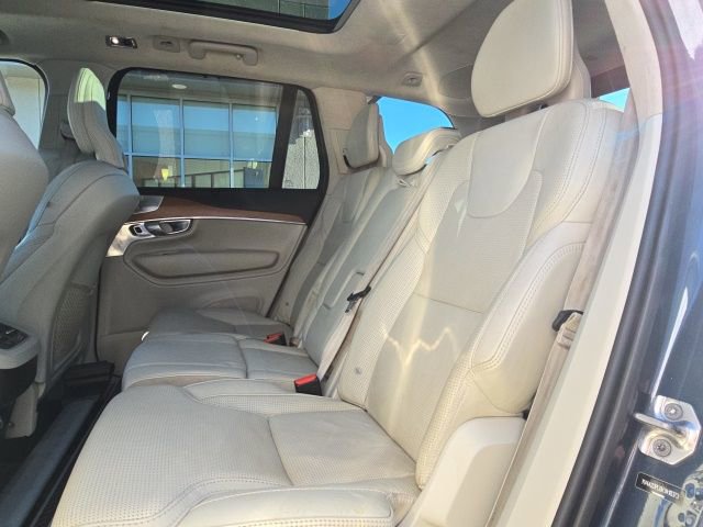 Used 2019 Volvo XC90 T6 Inscription w/ Luxury Package image 12