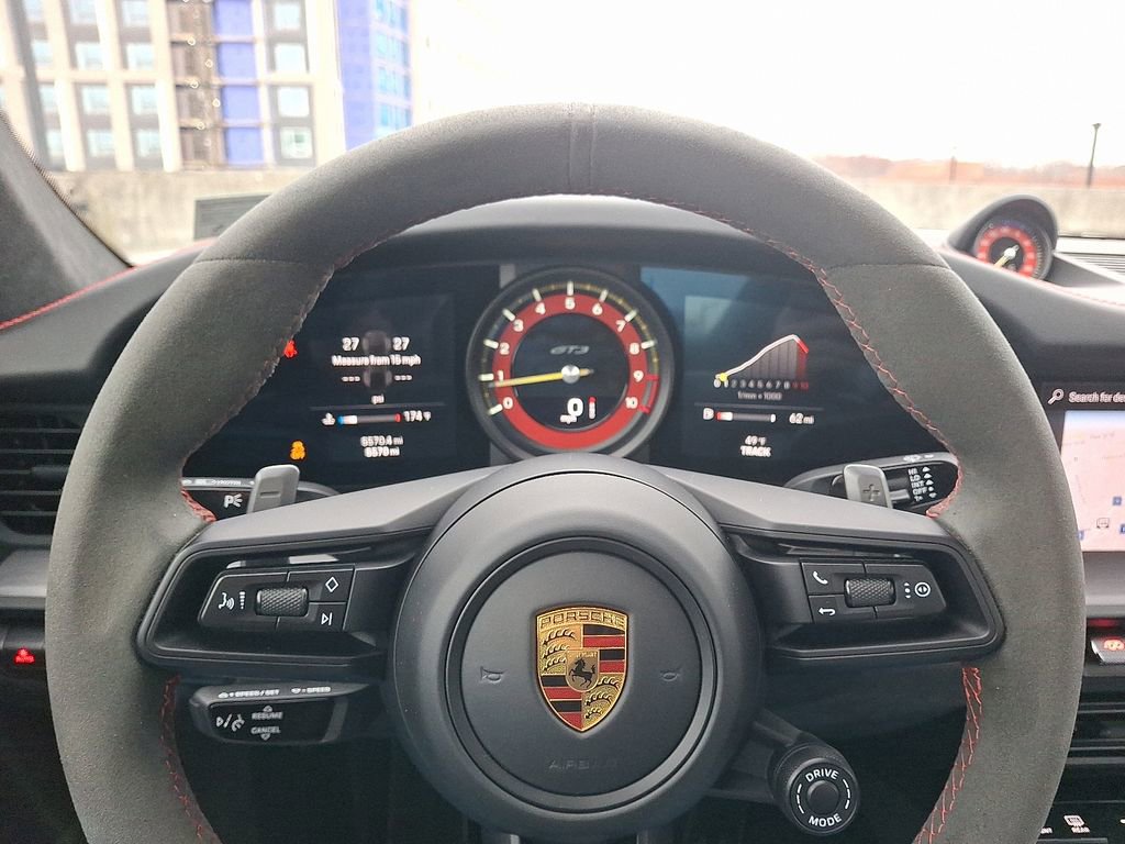 Used 2022 Porsche 911 GT3 image 18