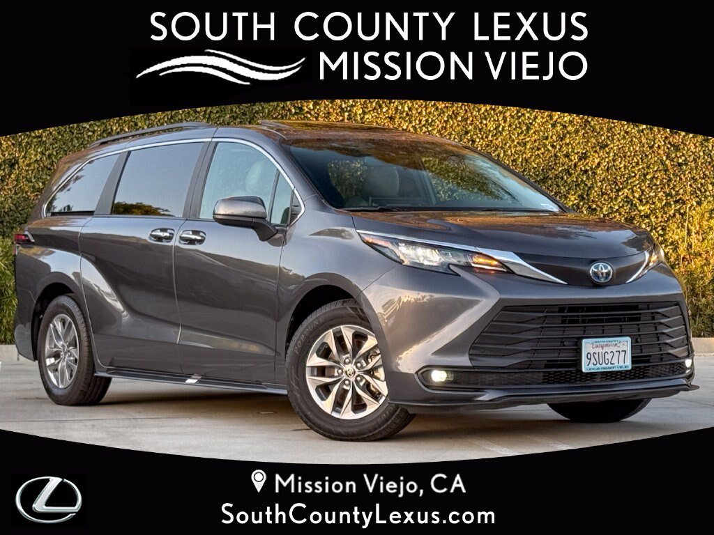 Used 2025 Toyota Sienna XLE