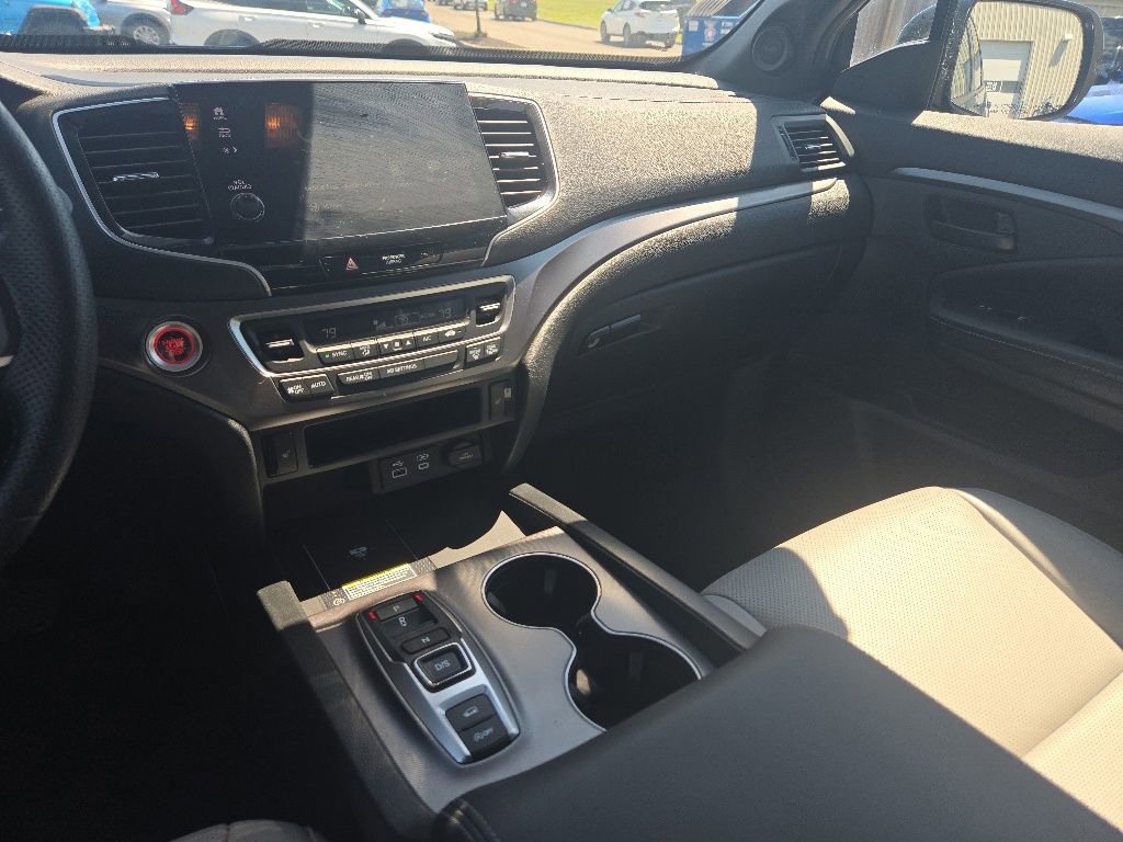 Certified 2024 Honda Passport EX-L image 27