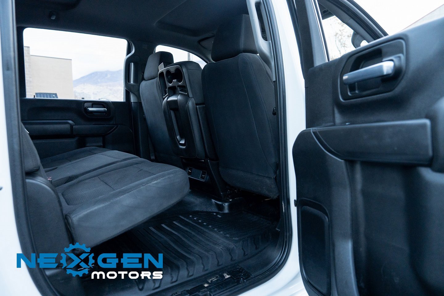 Used 2020 Chevrolet Silverado 2500 W/T image 34