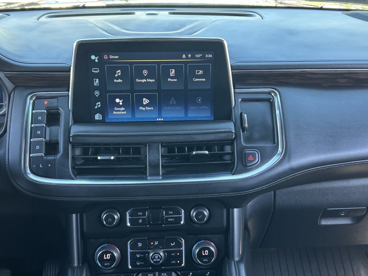 Used 2022 Chevrolet Tahoe LT w/ Luxury Package AWD/4WD image 19
