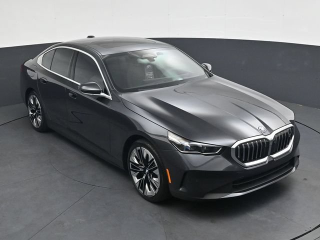 Certified 2025 BMW i5 eDrive40i w/ Premium Package RWD image 25