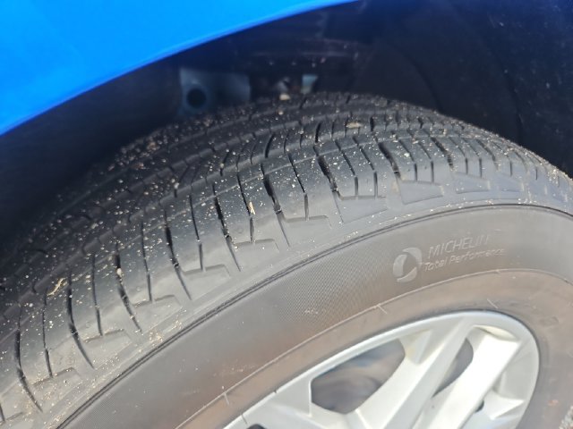 Used 2024 Chevrolet Equinox LT FWD image 26