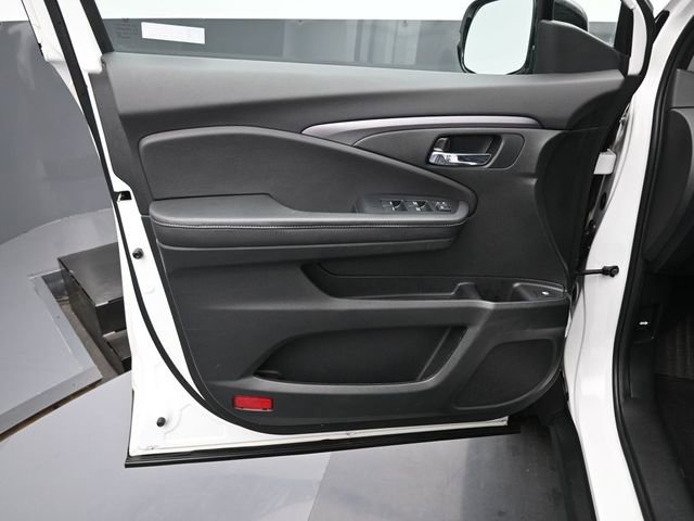 Used 2023 Honda Ridgeline Sport image 22