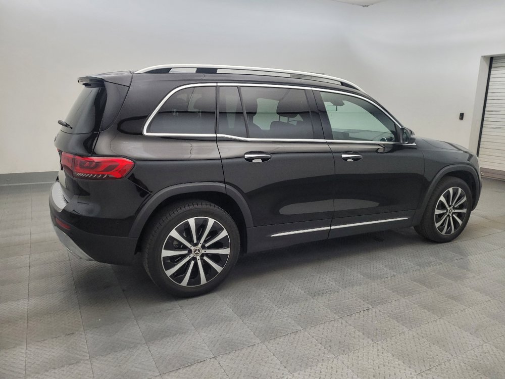 Used 2021 Mercedes-Benz GLB 250 w/ Premium Package image 10