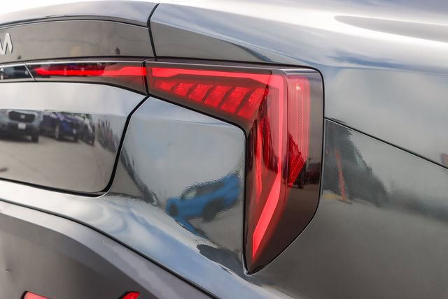 Used 2025 Kia K4 LXS image 9