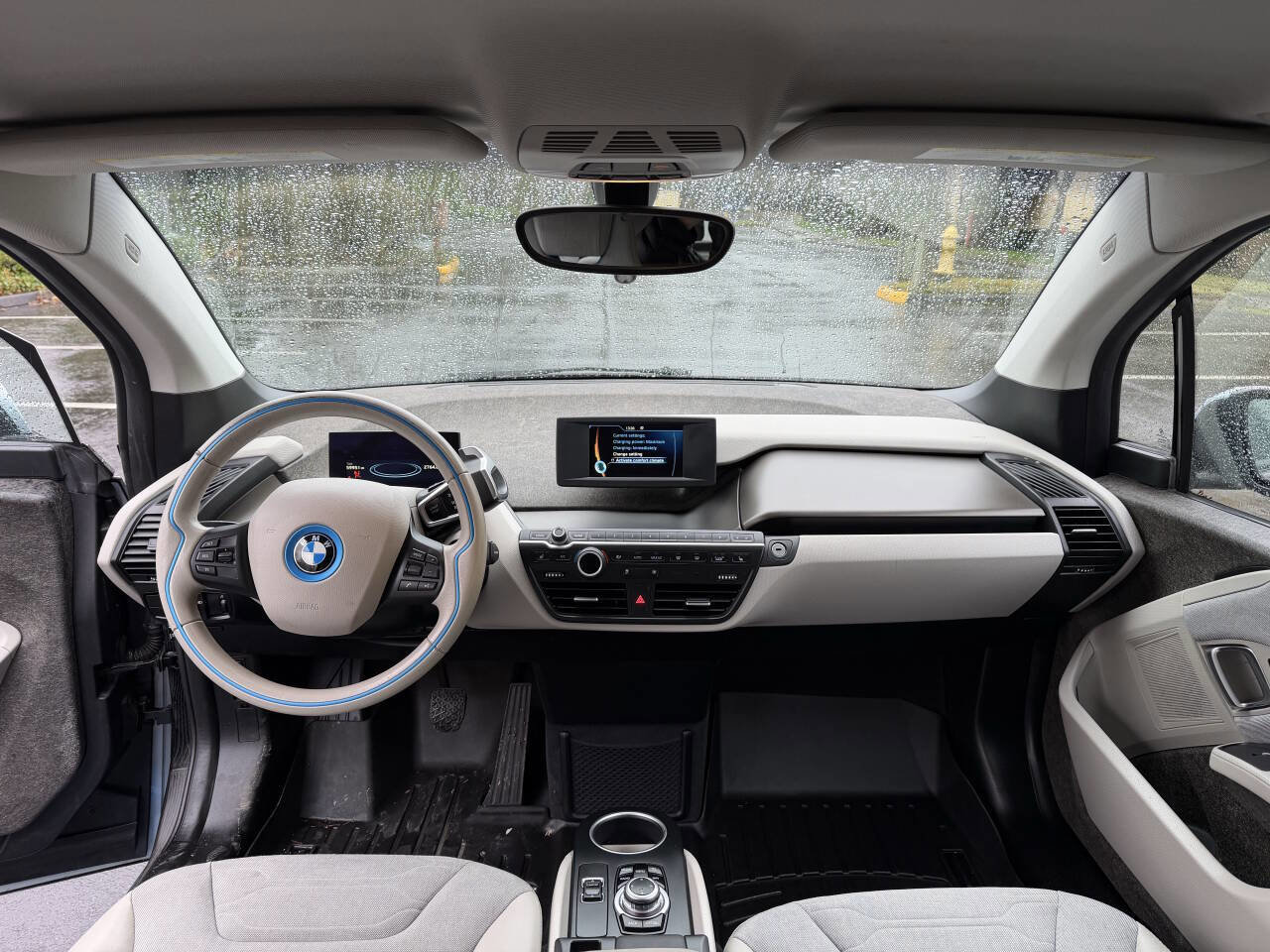 Used 2014 BMW i3 w/ Range Extender image 14