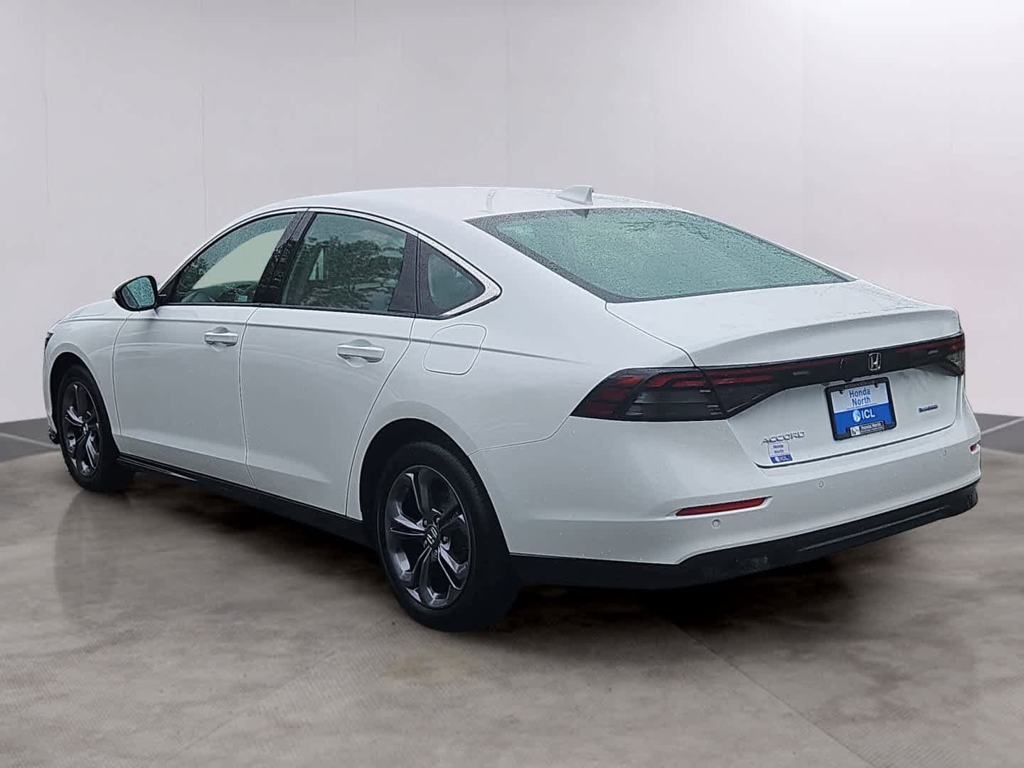 Certified 2025 Honda Accord EX-L image 6
