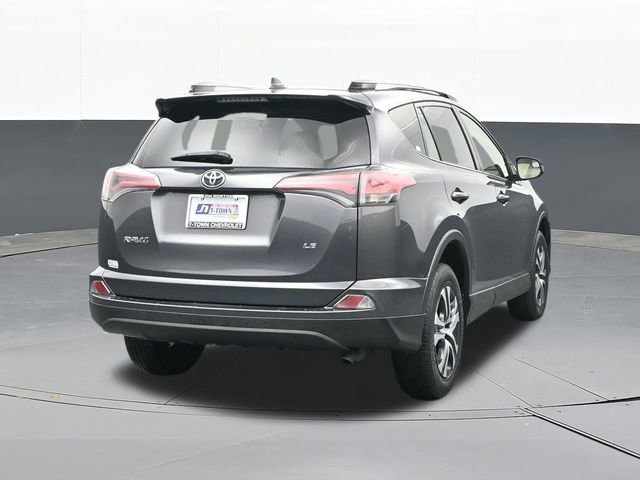 Used 2017 Toyota RAV4 LE image 11