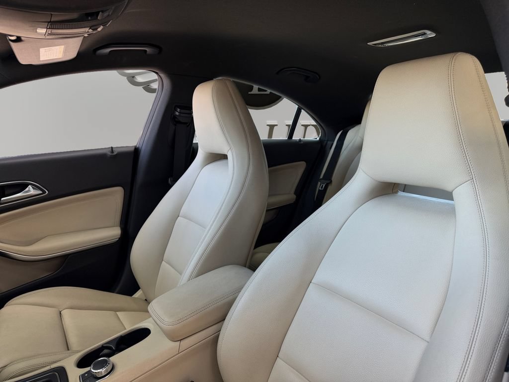 Used 2018 Mercedes-Benz CLA 250 image 9