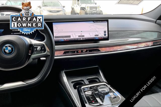 Used 2023 BMW i7 xDrive60 AWD/4WD image 5