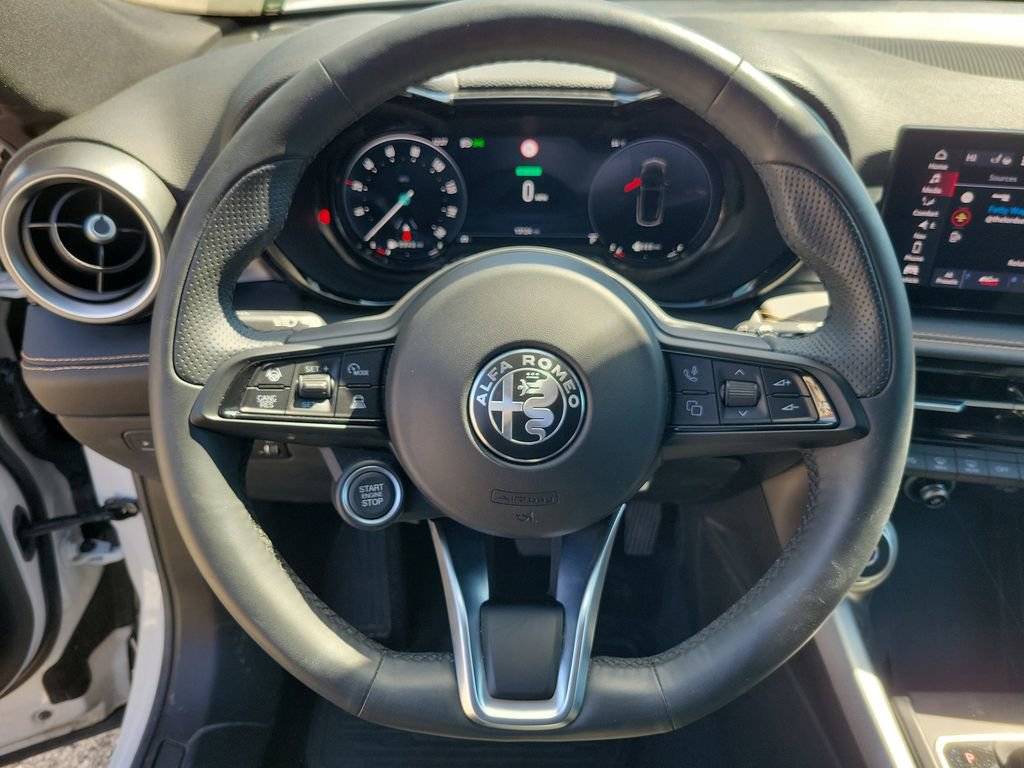 Used 2024 Alfa Romeo Tonale Ti w/ Active Assist Package AWD/4WD image 22